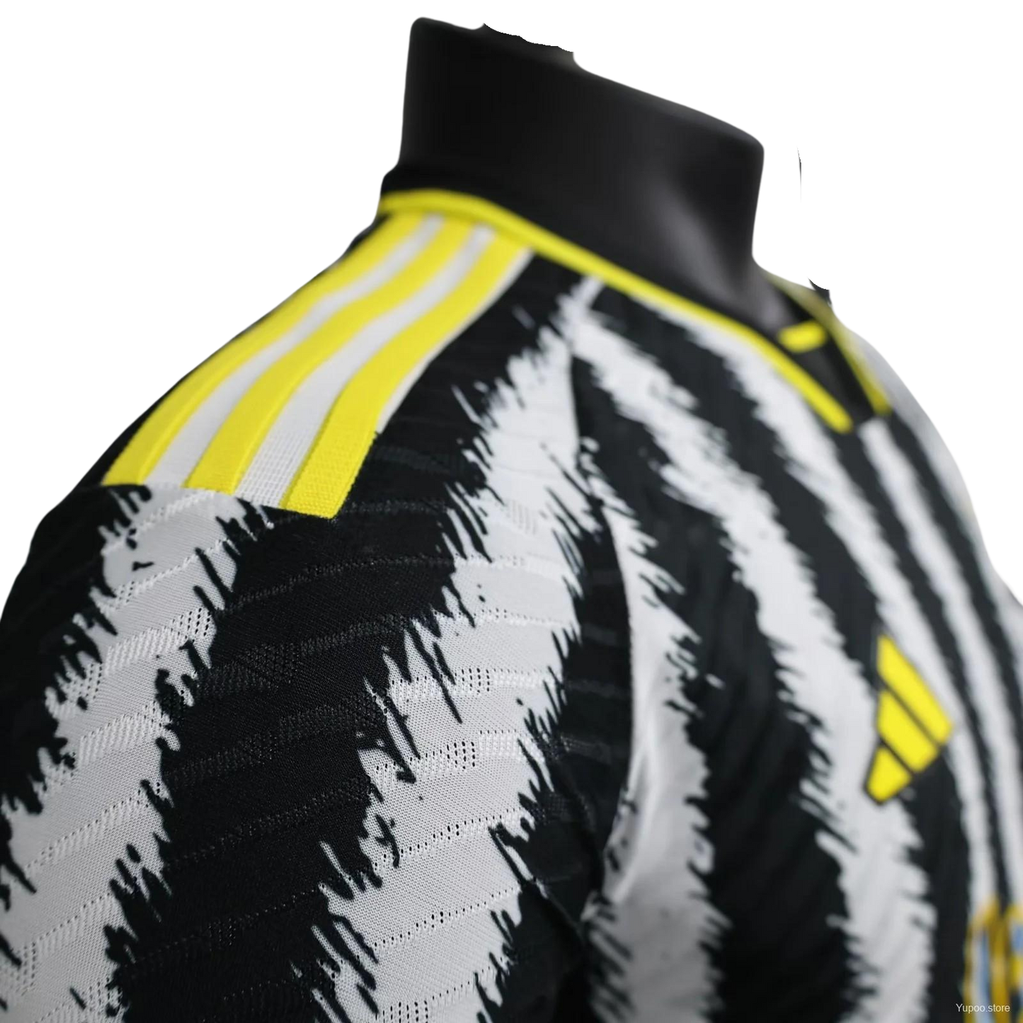 Juventus 23/24 Home Kit - Player Version - Side